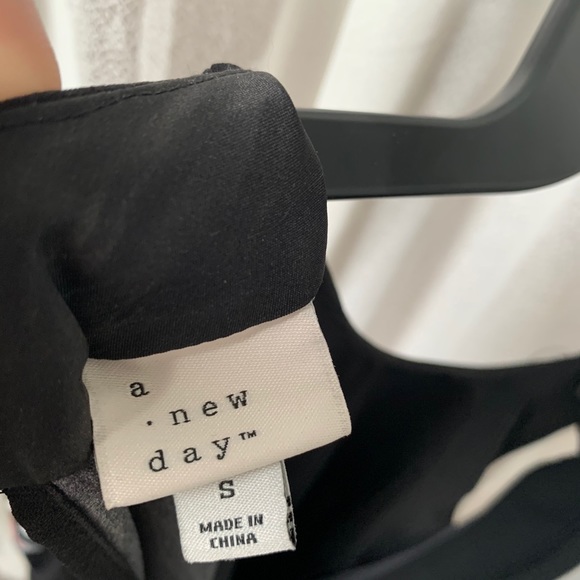 TARGET Cropped Wide Leg Jumpsuit - Picture 5 of 6